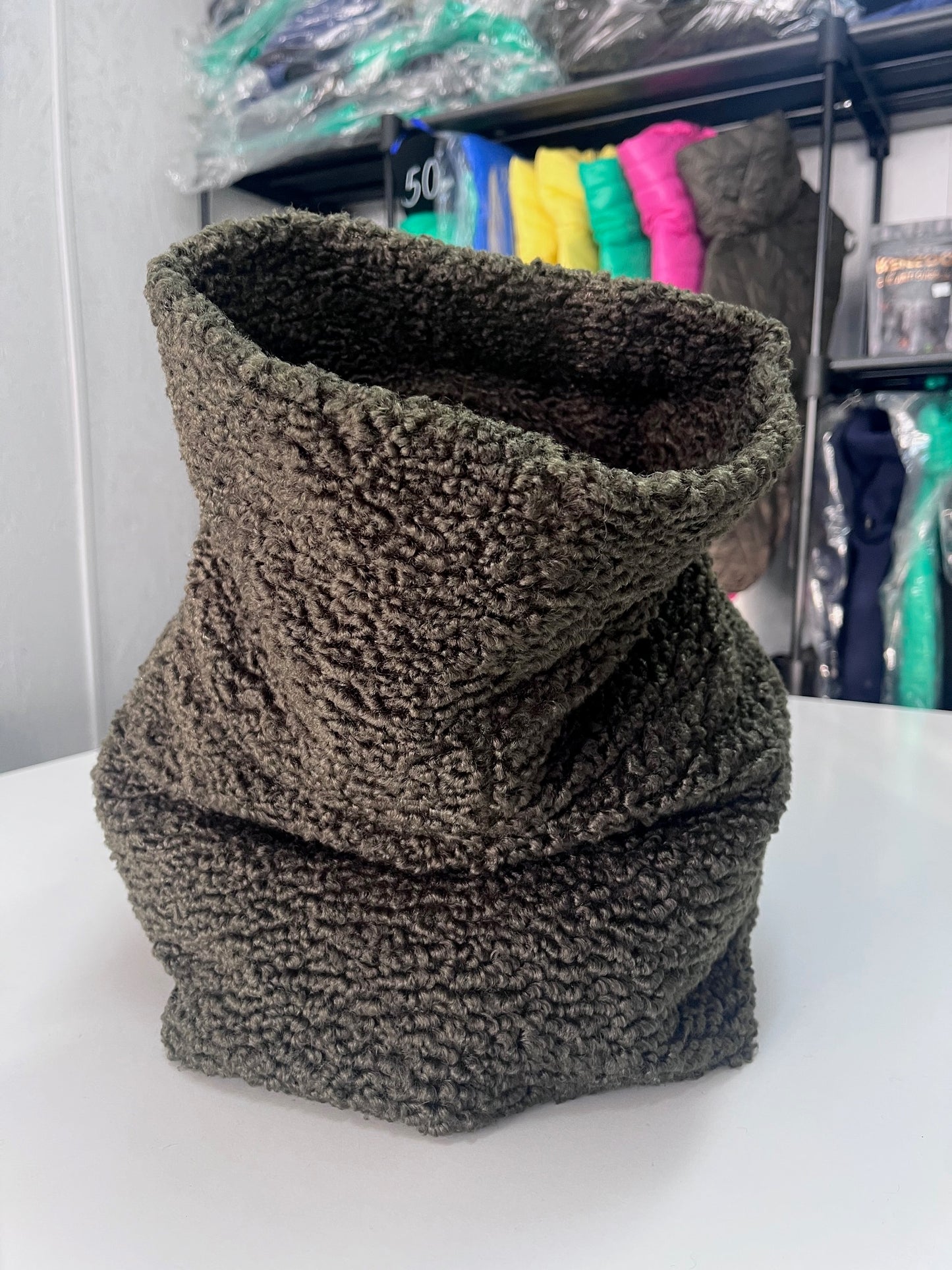 KENZOO khaki astrakhaninvärinen koiran takki