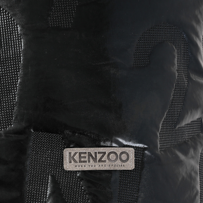 KENZOO-takki kirjaimilla